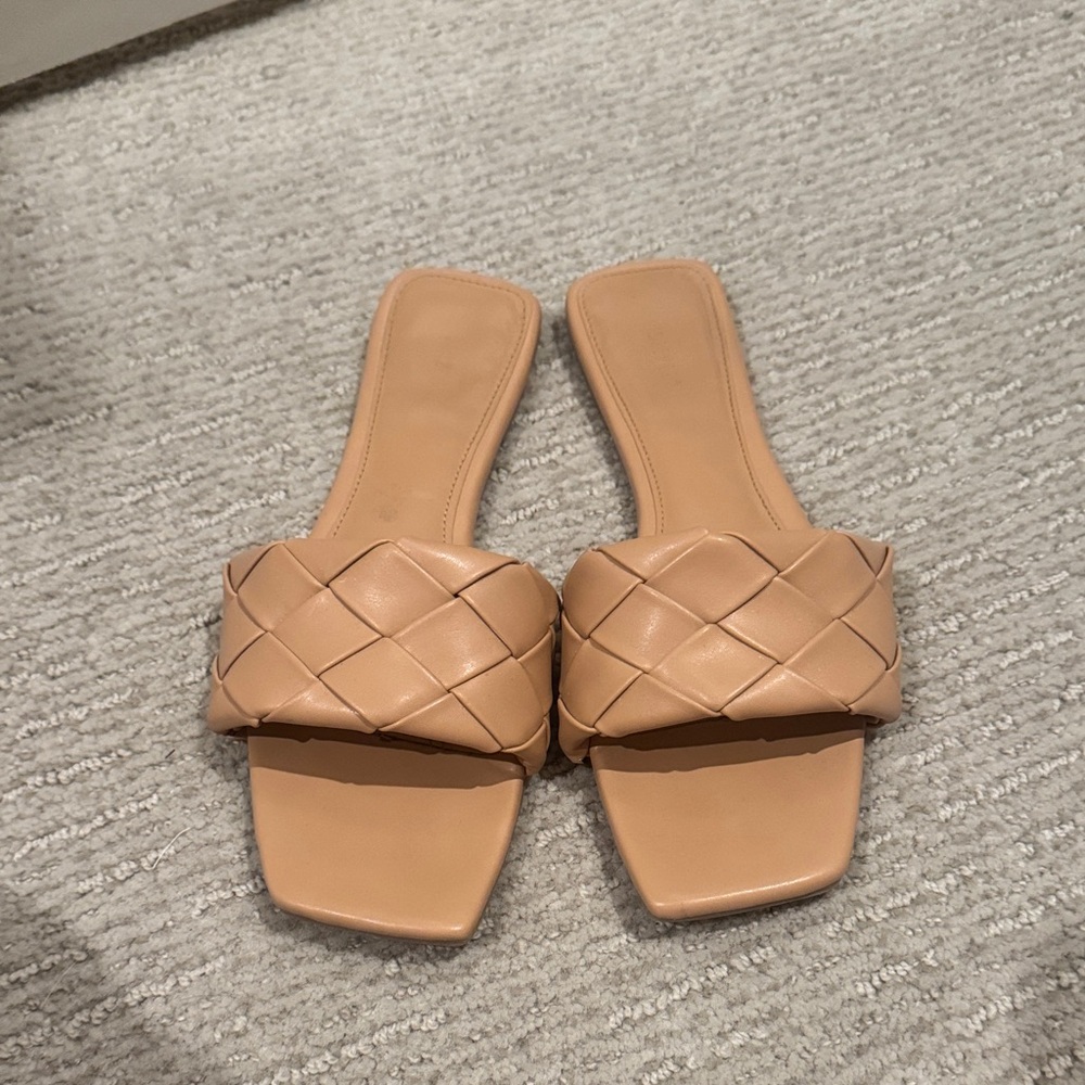 Women's Tan Slide Sandals